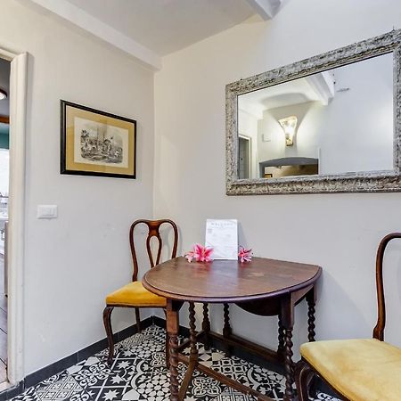 Vivilo Collection - Spanish Steps Macelli Apt With Private Terrace روما المظهر الخارجي الصورة
