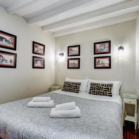Vivilo Collection - Spanish Steps Macelli Apt With Private Terrace روما المظهر الخارجي الصورة