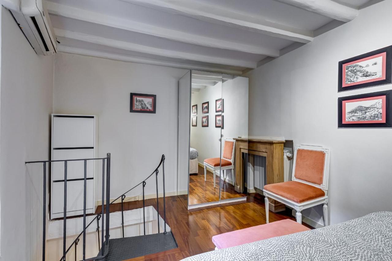 Vivilo Collection - Spanish Steps Macelli Apt With Private Terrace روما المظهر الخارجي الصورة