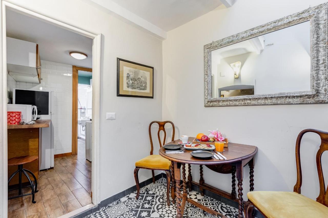 Vivilo Collection - Spanish Steps Macelli Apt With Private Terrace روما المظهر الخارجي الصورة
